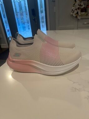Skechers Slip-On Knit Sneakers in Beige with Pink Accents
